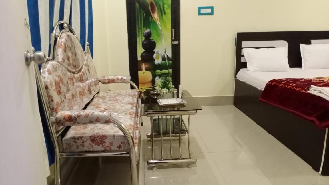 Modhubon Agro Tourism Hotel โบลปูร์ ภายนอก รูปภาพ