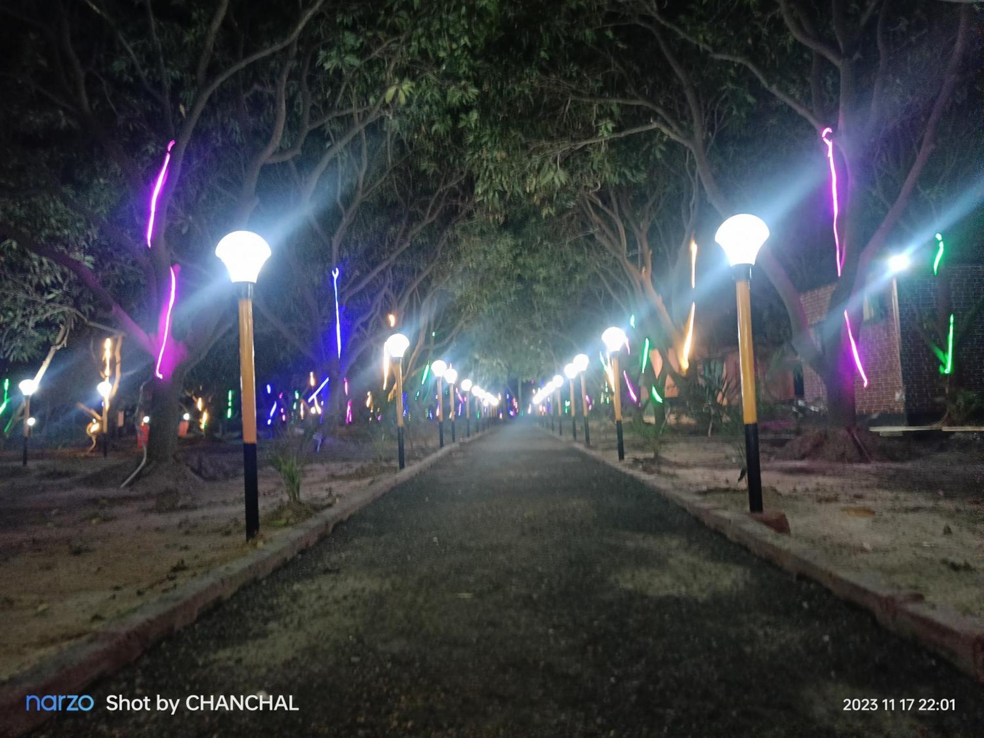 Modhubon Agro Tourism Hotel โบลปูร์ ภายนอก รูปภาพ
