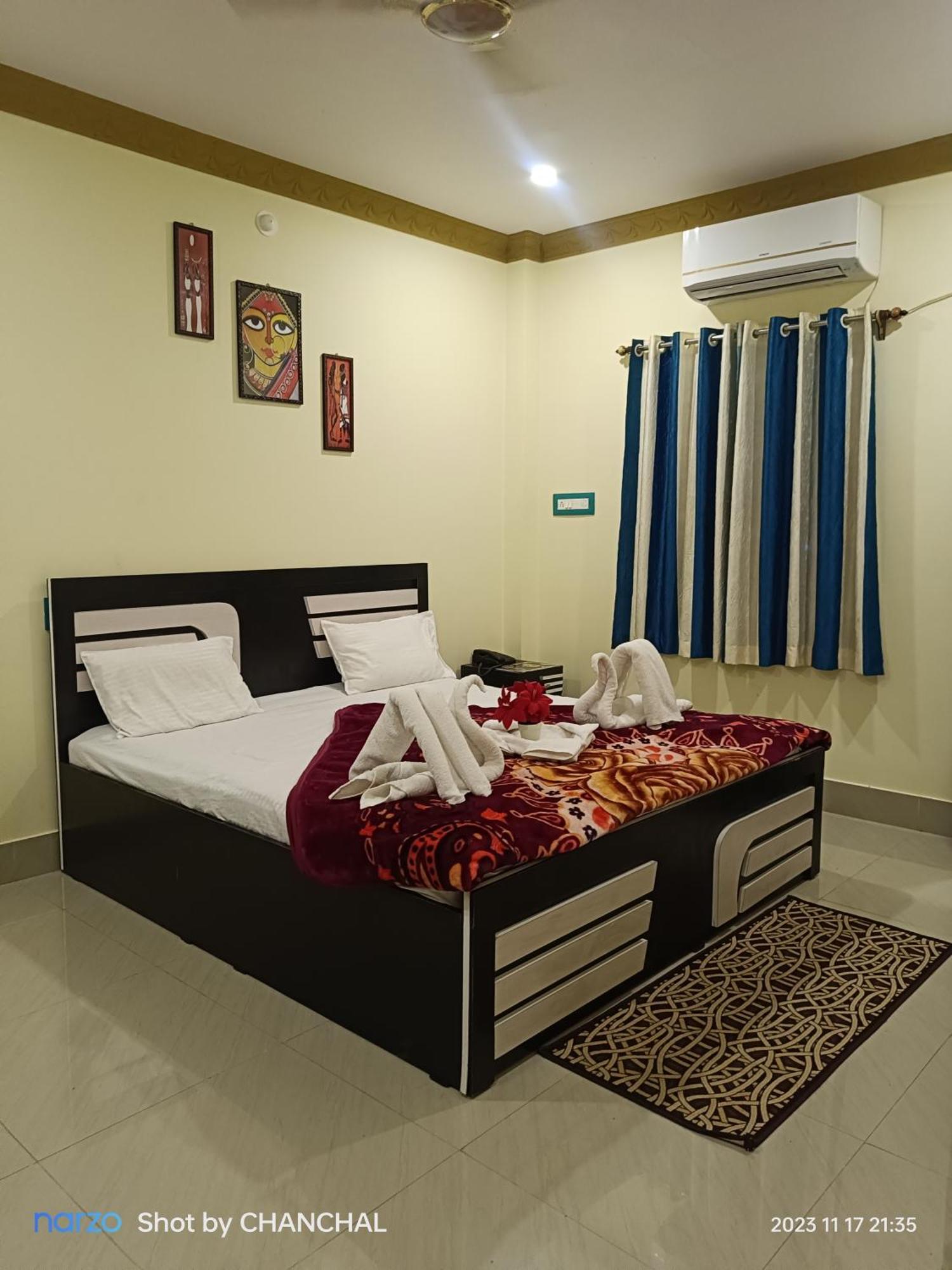 Modhubon Agro Tourism Hotel โบลปูร์ ภายนอก รูปภาพ